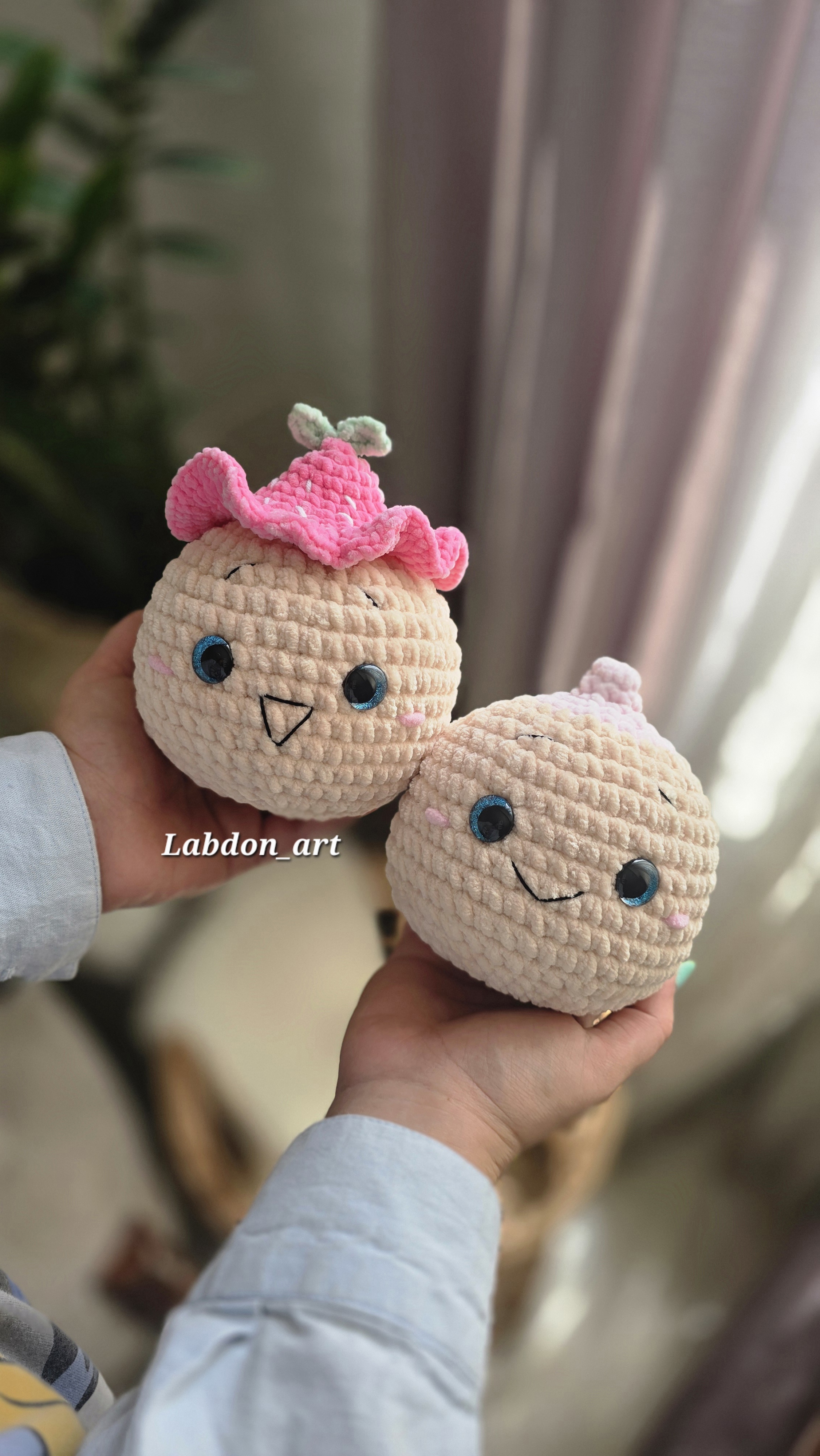 عروسک بافتنی میمی مخملی